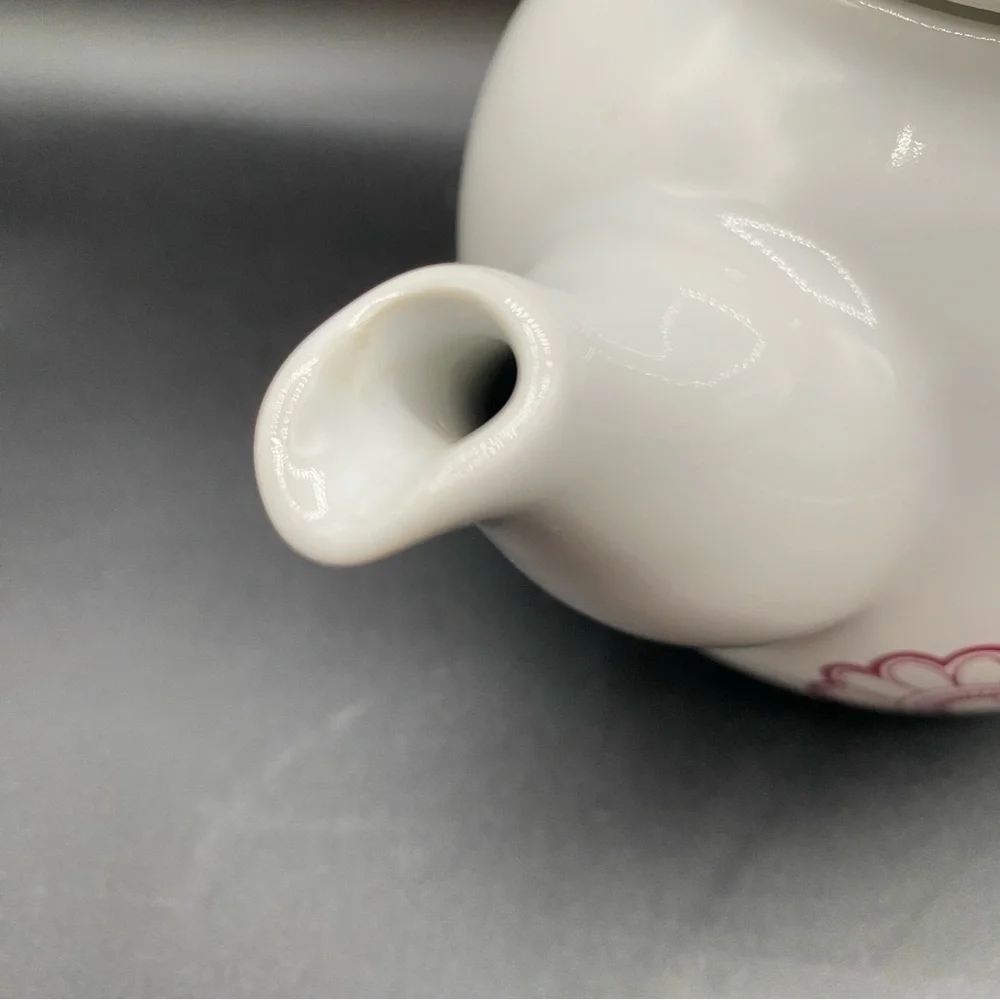 David’s Tea Round Tea Pot with Red Mandala
